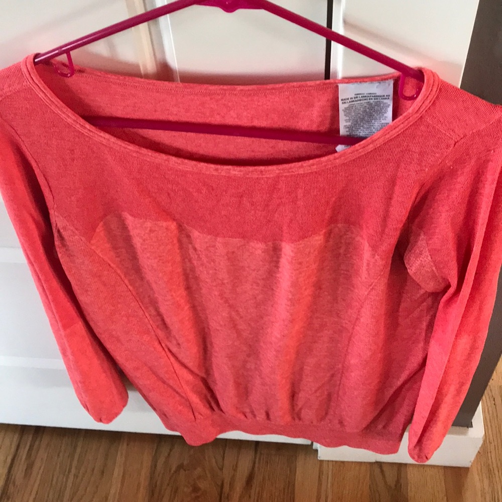Nike Dri- fit top